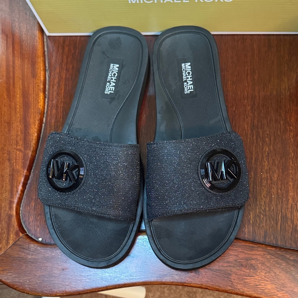 EUC Michael Kors Glitter Black Slides Velcro Closure Size 8 MK Charm  Branding - Picture 2 of 14